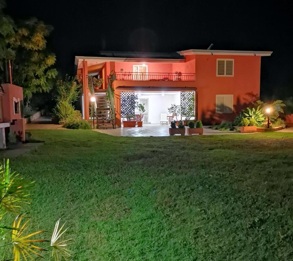 Home Garden シニスコーラ エクステリア 写真